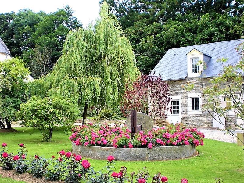 Le Manoir De Mathan A La Campagne 5 Mn D'arromanches Et 10 Mn De Bayeux Crépon